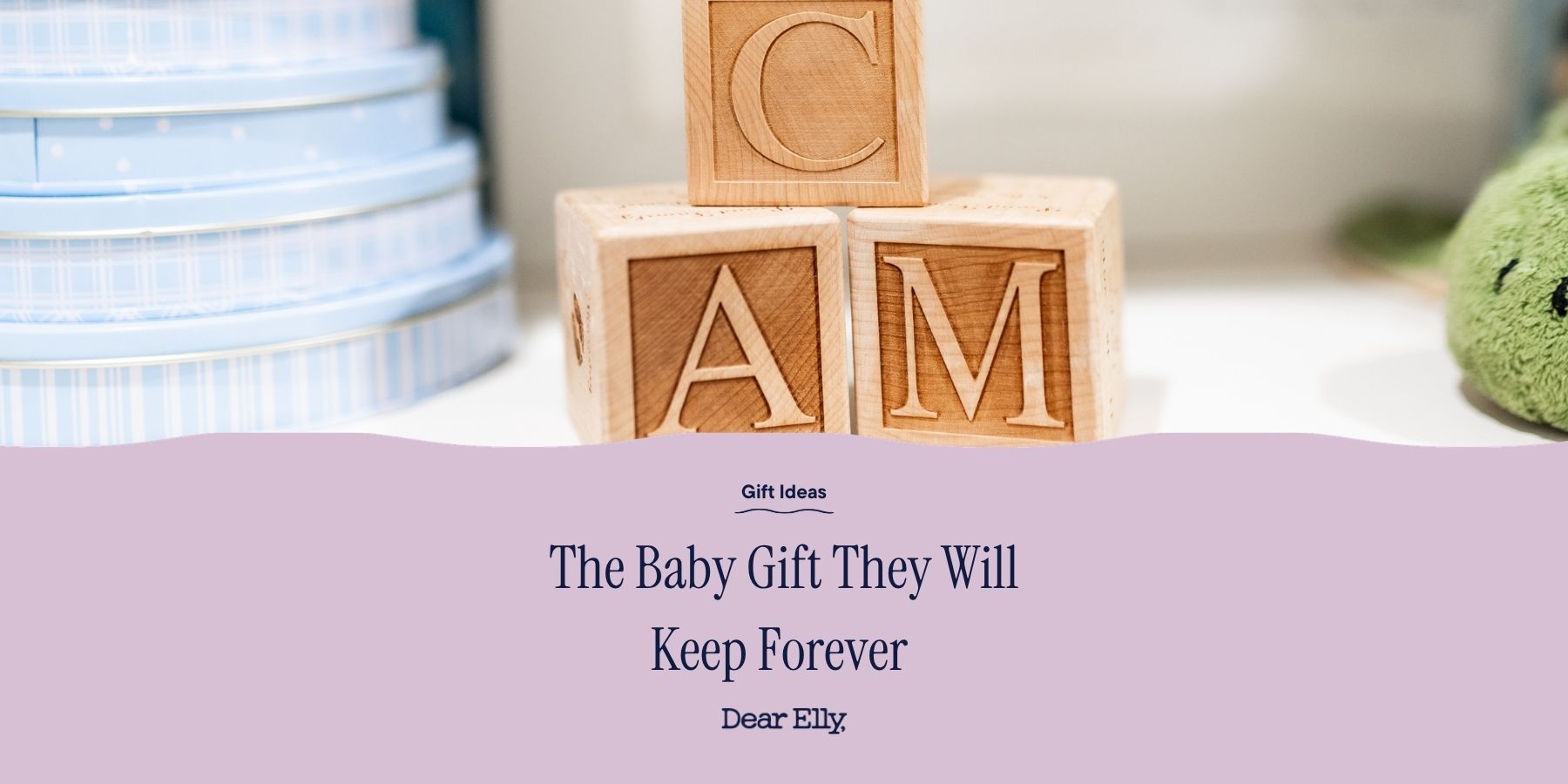 Wooden blocks with letters spelling 'CAMA' on a blurred background with text overlay.